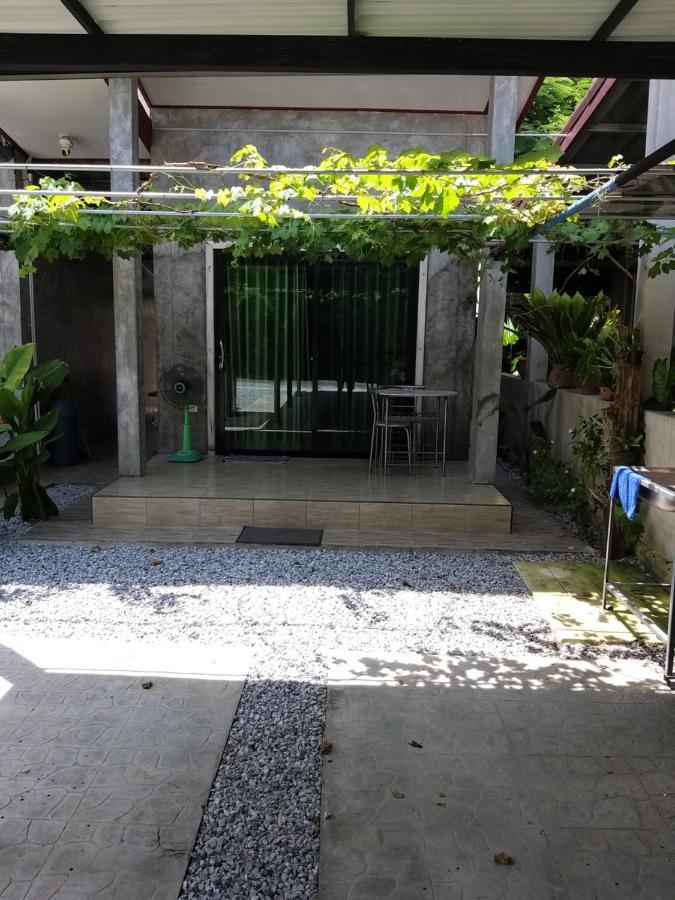 บ้านทะเลอิ่มเอม Bann Talay Im Eimm Ban Phe Exterior foto